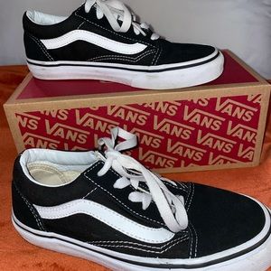 Kids Vans size 3/ size 5 in Women’s